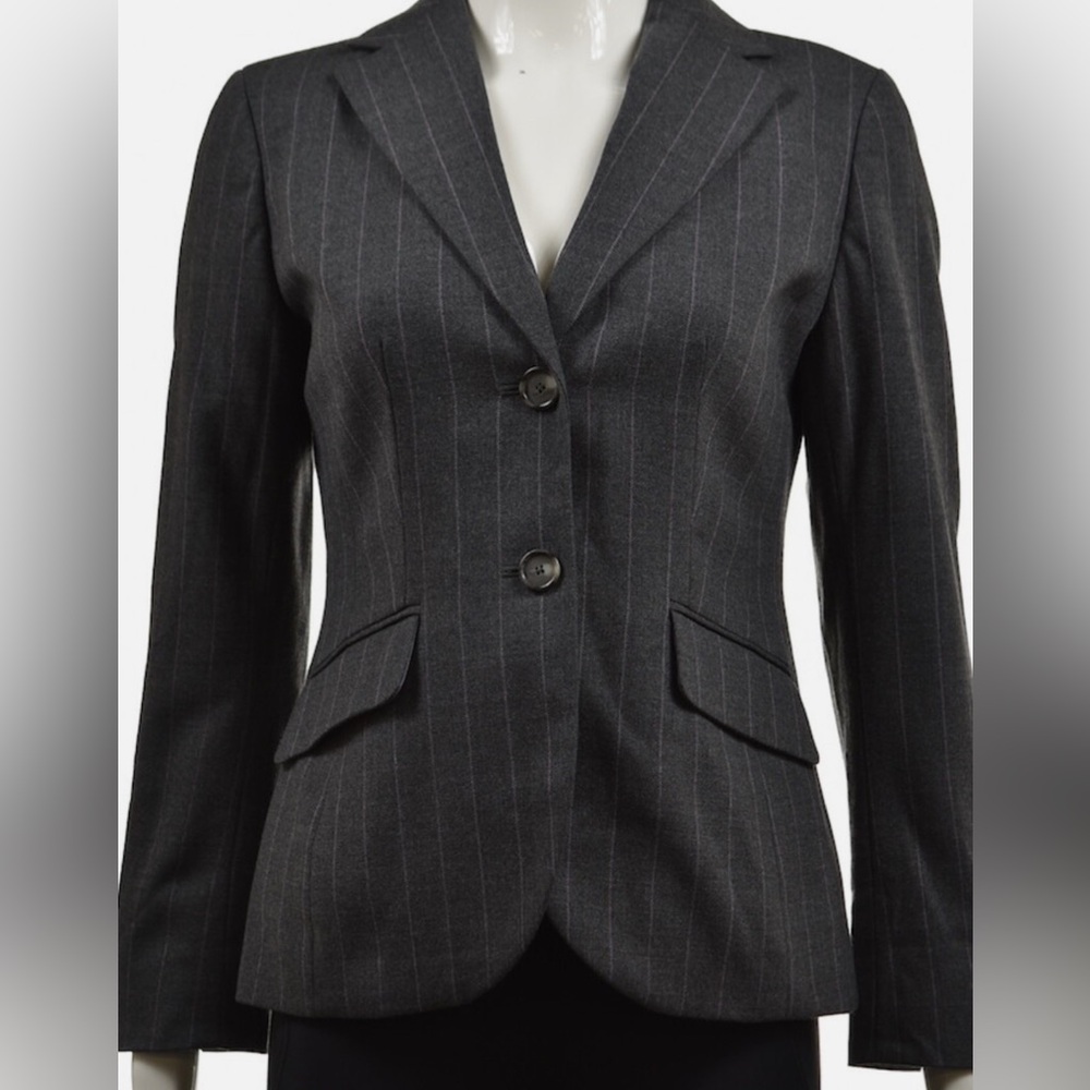 Vintage Ann Taylor Grey Pinstripe Blazer size 12 - 98% wool